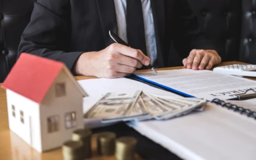Pháp luật không bắt buộc mọi hợp đồng thuê nhà đều phải công chứng